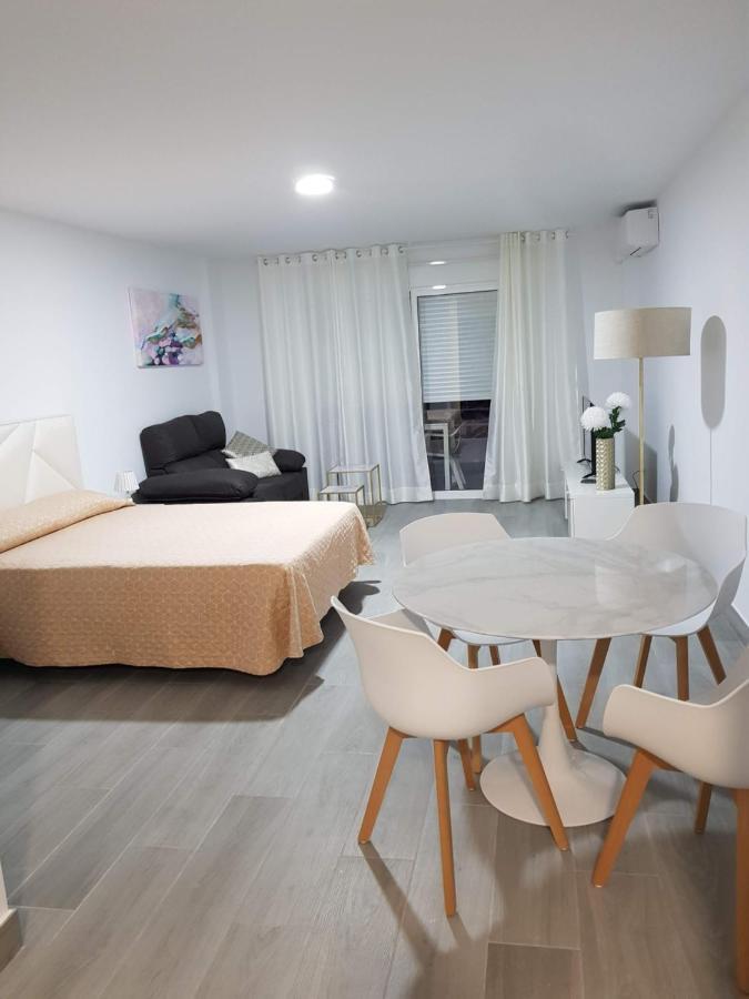 Apartment Near The Beach ماربيا المظهر الخارجي الصورة